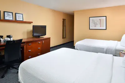 Photo 5 - Courtyard by Marriott Detroit Utica