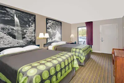 Photo 5 - Super 8 by Wyndham Athens