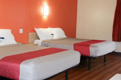 Photo 5 - Motel 6 Warwick, RI - Providence Airport - I-95