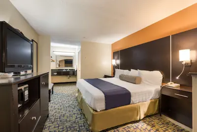 Photo 3 - SureStay Hotel by Best Western Meridian