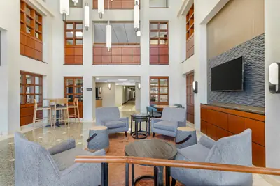 Photo 5 - Drury Inn & Suites Joplin
