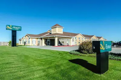 Photo 2 - Quality Inn Alliance