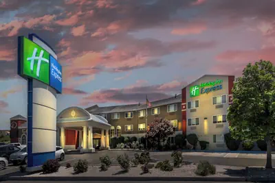 Photo 2 - Holiday Inn Express Winnemucca by IHG