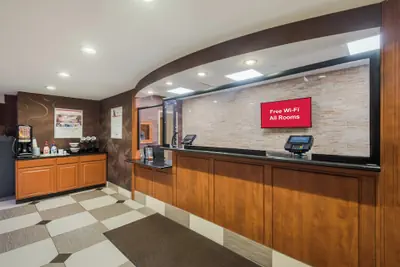Photo 3 - Red Roof Inn Fairfield