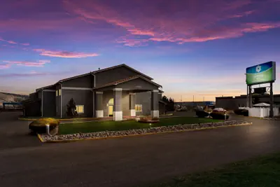 Photo 2 - SureStay Hotel by Best Western Grants