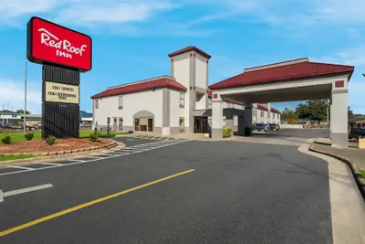 Photo 2 - Red Roof Inn Washington, NC