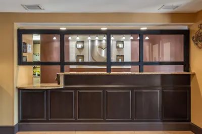 Photo 3 - Comfort Inn Biltmore West
