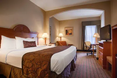 Photo 5 - Best Western Plus Edison Inn