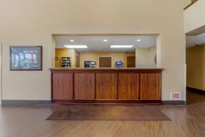 Photo 2 - Comfort Inn Bismarck