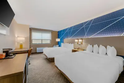 Photo 5 - Comfort Inn River's Edge