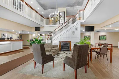 Photo 5 - Quality Inn & Suites Bellville - Mansfield