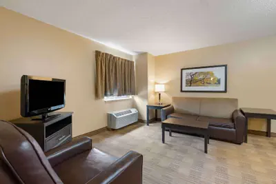 Photo 3 - Studio 6 Extended Stay Fairfield, OH - Cincinnati