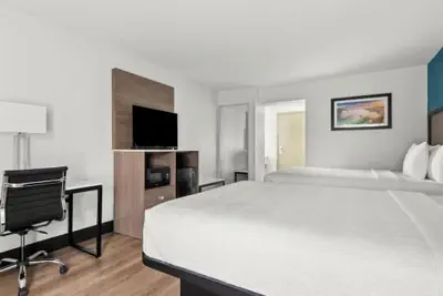 Photo 4 - Baymont by Wyndham Ardmore I-35