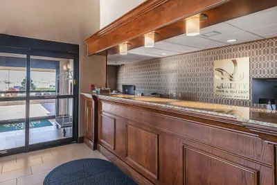 Photo 5 - Quality Inn & Suites Owasso US-169