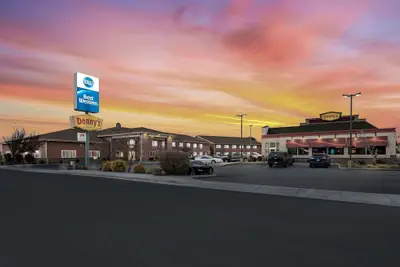 Photo 2 - Best Western Hermiston Inn