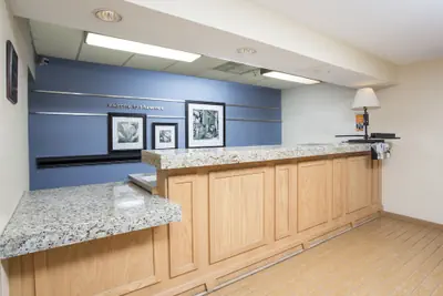 Photo 4 - Hampton Inn Shawnee