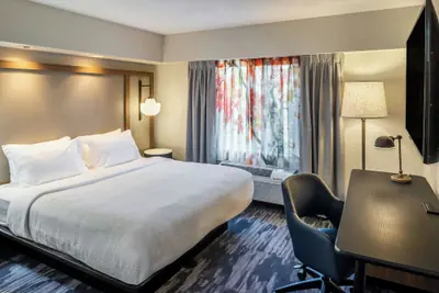 Photo 5 - Fairfield Inn & Suites by Marriott Butler