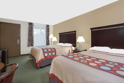 Photo 3 - Super 8 by Wyndham Danville