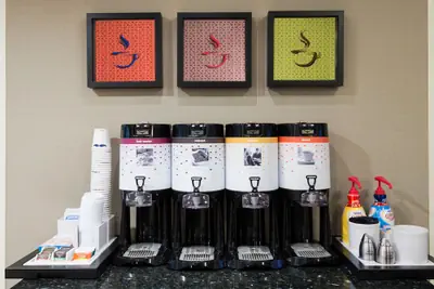 Photo 4 - Hampton Inn Somerset
