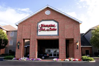 Photo 2 - Hampton Inn & Suites Bethlehem