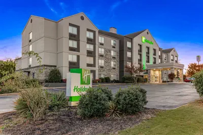 Photo 2 - Holiday Inn Spartanburg Northwest by IHG