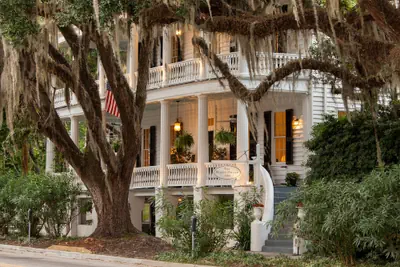 Photo 2 - Rhett House Inn