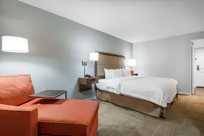 Photo 5 - Hampton Inn & Suites Florence Center