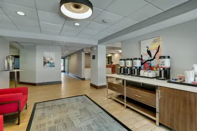 Photo 5 - Hampton Inn Beaufort