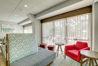 Photo 3 - Hampton Inn Beaufort