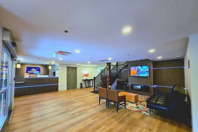 Photo 2 - Radiant Inn & Suites
