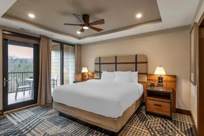 Photo 4 - Hilton Vacation Club MountainLoft Gatlinburg
