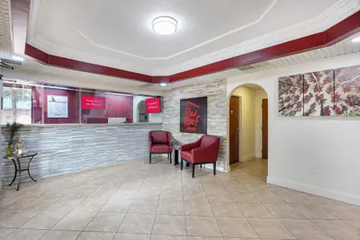 Photo 4 - Red Roof Inn Franklin, TN