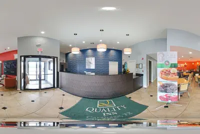 Photo 4 - Quality Inn Carthage