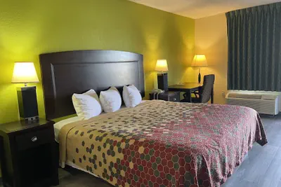 Photo 5 - Econo Lodge Inn & Suites Sweetwater I-20