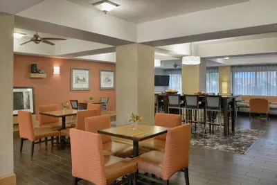 Photo 4 - Hampton Inn Collierville