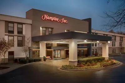 Photo 2 - Hampton Inn Collierville