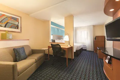 Photo 5 - Fairfield Inn & Suites Midland