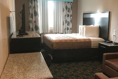 Photo 5 - SureStay Hotel by Best Western Brownsville