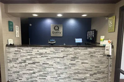 Photo 5 - Quality Inn Hillsboro