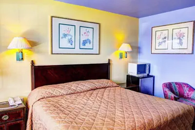 Photo 3 - Nites Inn
