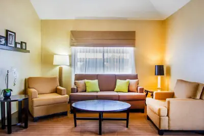 Photo 5 - Econo Lodge Amarillo East
