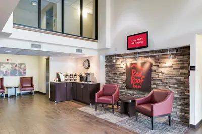 Photo 3 - Red Roof Inn Laredo