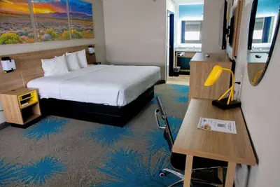 Photo 4 - Days Inn by Wyndham Amarillo - Medical Center