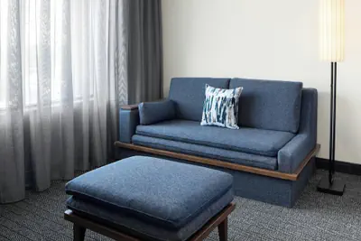 Photo 5 - Courtyard by Marriott Chesapeake