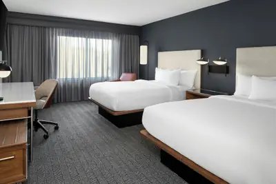 Photo 3 - Courtyard by Marriott Chesapeake
