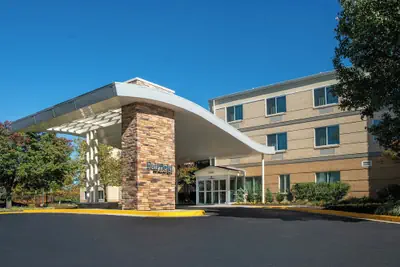 Photo 2 - Fairfield Inn & Suites by Marriott at Dulles Airport