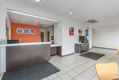 Photo 2 - Motel 6 Winchester, VA
