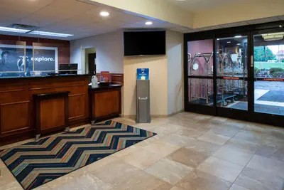 Photo 3 - Hampton Inn Wytheville
