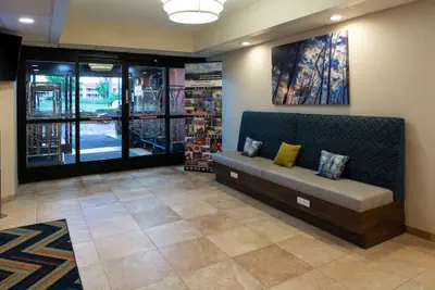 Photo 4 - Hampton Inn Wytheville