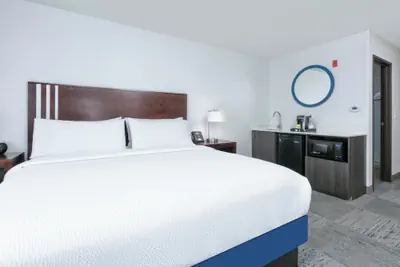 Photo 4 - Holiday Inn Express Spokane-Valley by IHG